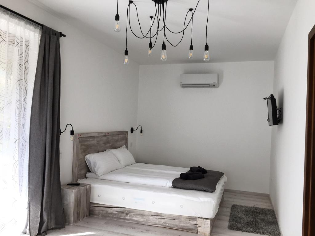 A Haz Hotel Miskolc Exterior photo